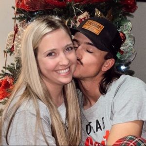 Meet your Posher, Carley